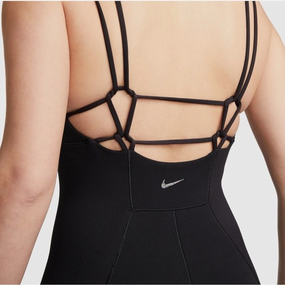 Nike Yoga Luxe Dri-Fit 5 in 1 Jumpsuit Romper size S - Picture 6 of 13